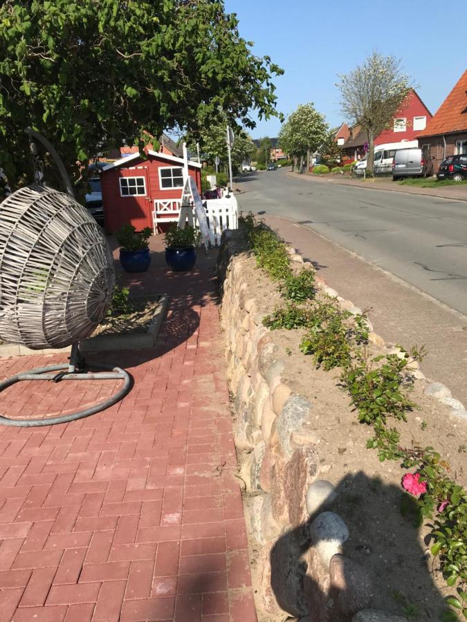Pension Zur Brandung Busum Exterior photo